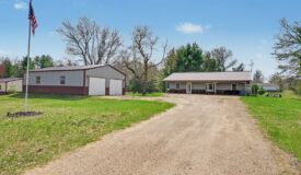 4-Bedroom, 1-Bath Barndominium in Warrens WI