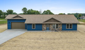Brand new construction just minutes from Wisconsin Dells