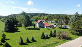 Welcome to country living in the Town of Buffalo, Marquette County