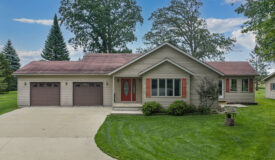 4-bedroom, 3-bath home in Waupun WI